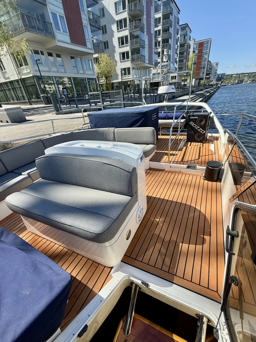 Flybridge