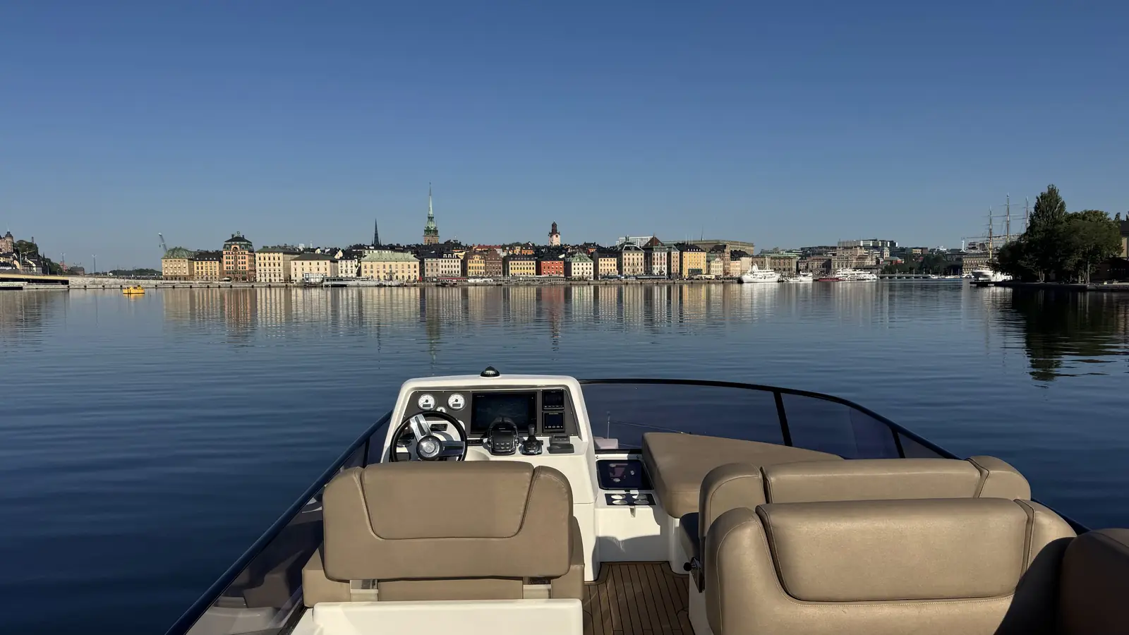 Gamla stan sedd från akterdäcket